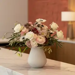 Idée cadeau originale pour une occasion : un abonnement de fleurs avec livraison autour de Vallet et Clisson. Un parfum de fleur céleste à offrir.